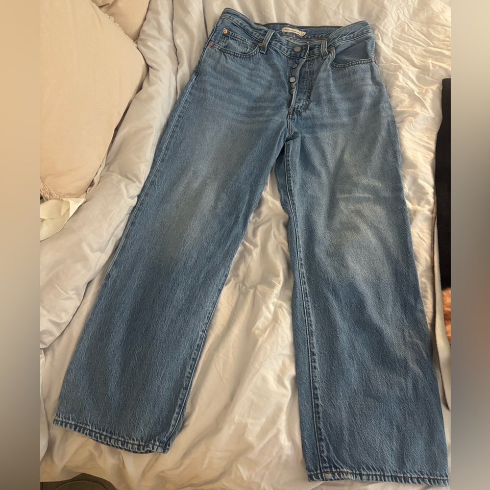 Levi's ribcage straight ankle blue jeans